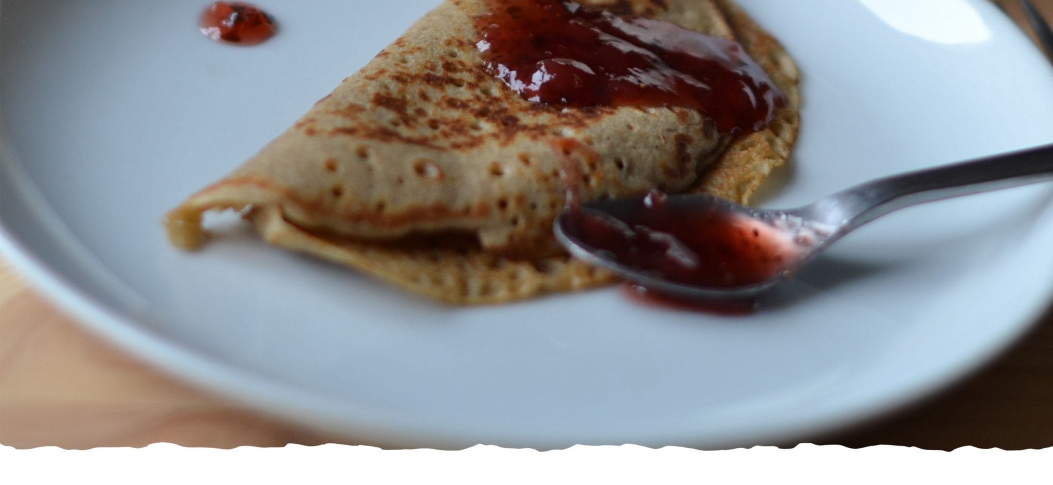 Panquecas com Farinha Teff e Doce de Morango