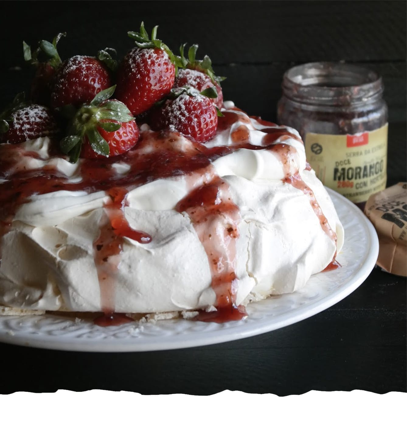 Pavlova with Strawberry and Mint Jam Mobile